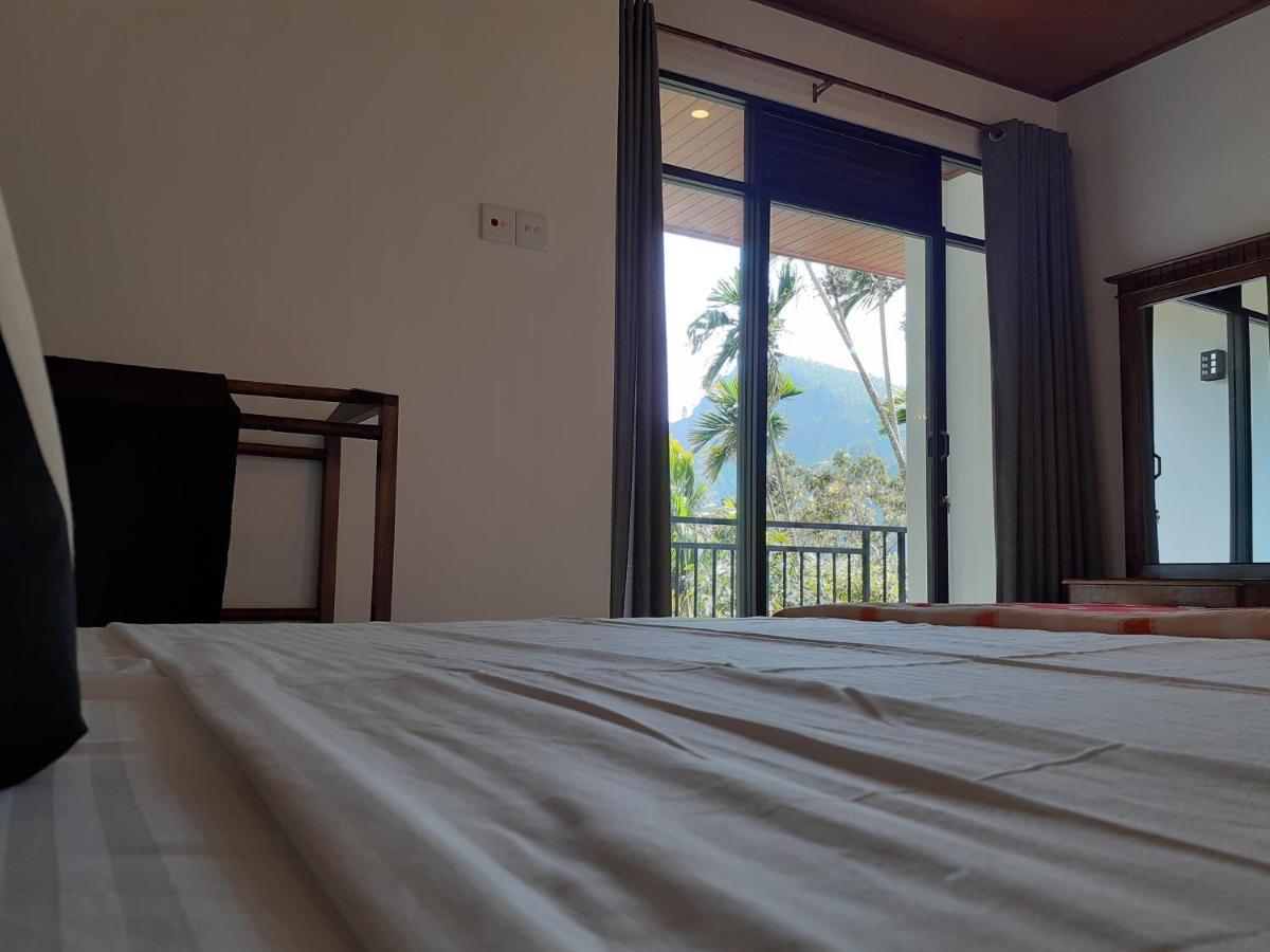 Misty Heaven Bed & Breakfast Ella Bagian luar foto
